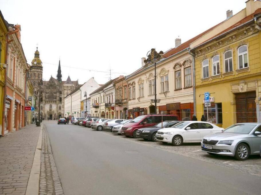 Apartment Elizabeth 2 Kosice Exterior photo